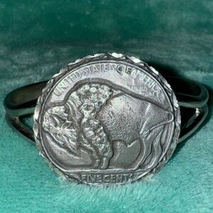 Silver Plated Buffalo Bracelet.